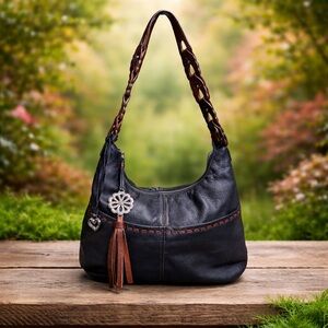 Brighton Black Pebbled Leather Hobo Bag Whipstitch Tassel F136076 Brown Strap